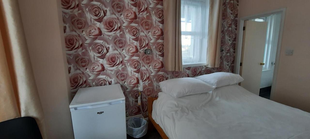 Dolphins Hotel Bournemouth Ngoại thất bức ảnh