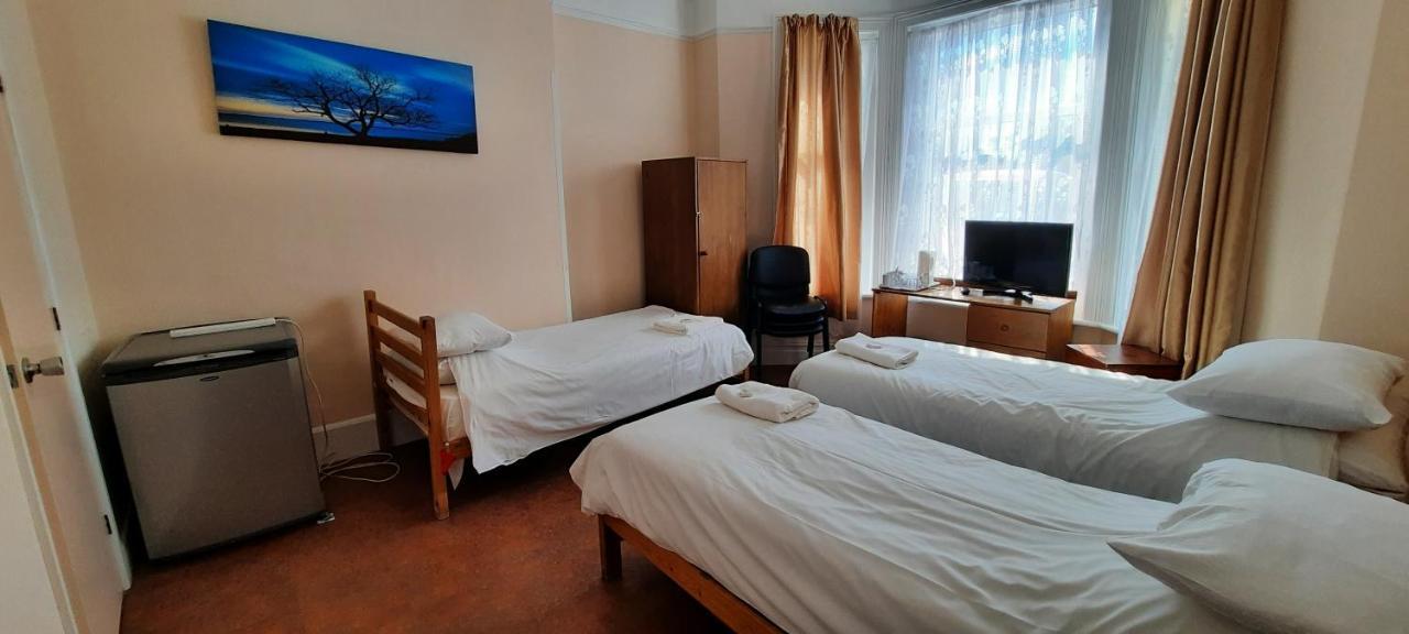 Dolphins Hotel Bournemouth Ngoại thất bức ảnh