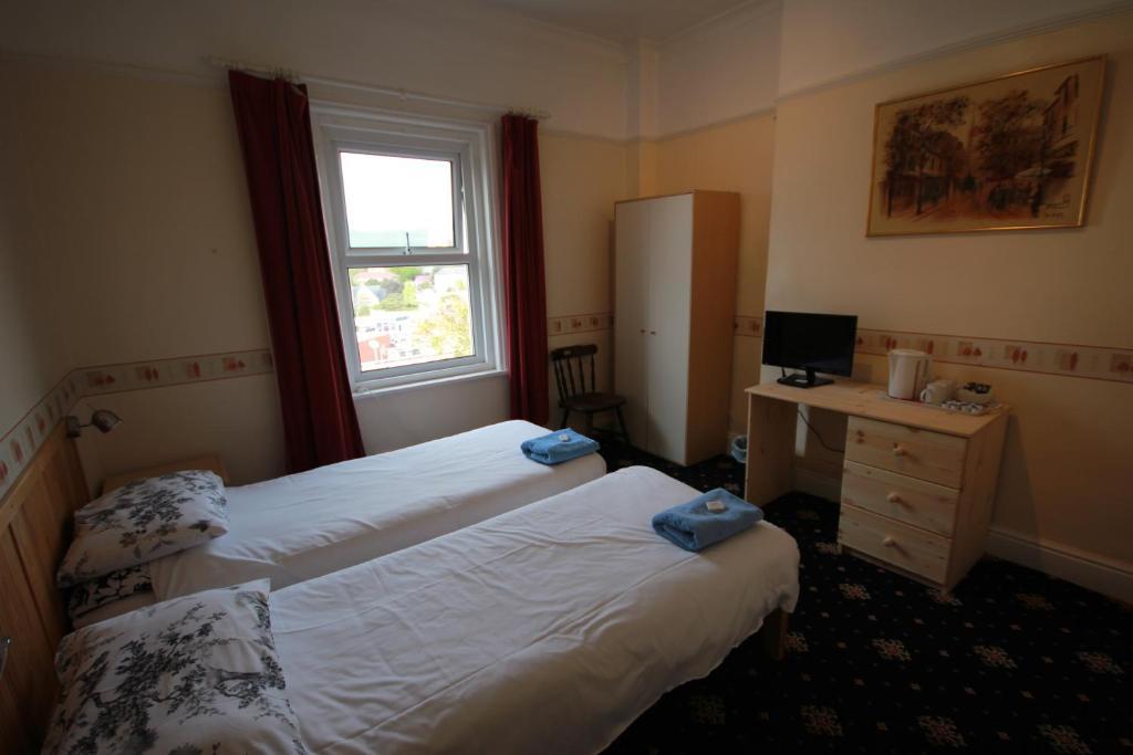 Dolphins Hotel Bournemouth Ngoại thất bức ảnh